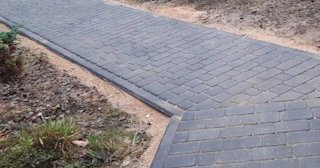 Укладка тротуарной плитки на основание в Кирове-Чепецке в октябре