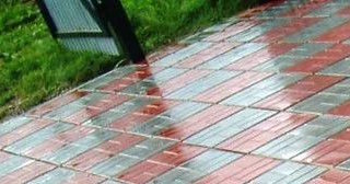 Профессиональная укладка цементной тротуарной плитки в Кирове-Чепецке в октябре