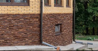 Наружная отделка фундамента в Кирове-Чепецке от ТротуарнаяПлитка по цене от 979 руб.